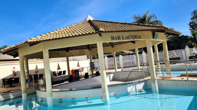 Apartamento Lacqua Diroma - Vilela Turismo Caldas Novas